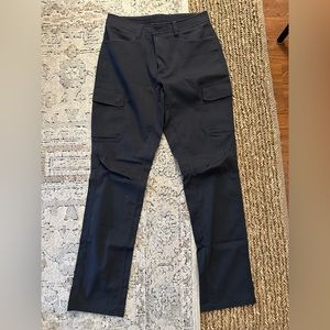 Under Armour Enduro Tactical Cargo Pants - Men’s - 32/34